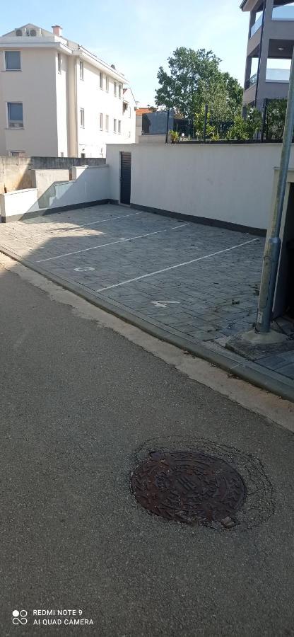 Apartman Ana Sveti Anton  Eksteriør billede